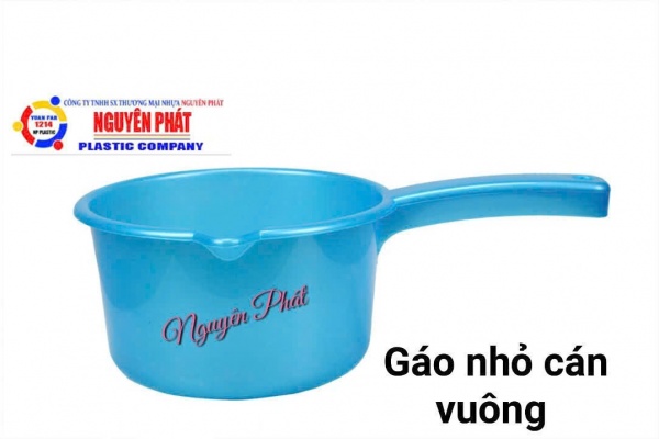 Gáo nhỏ cán vuông