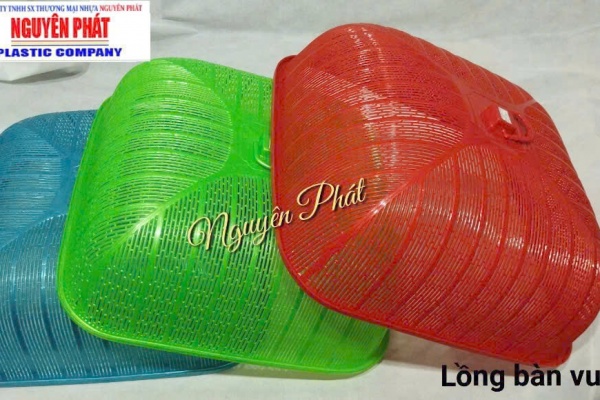 Lồng bàn vuông